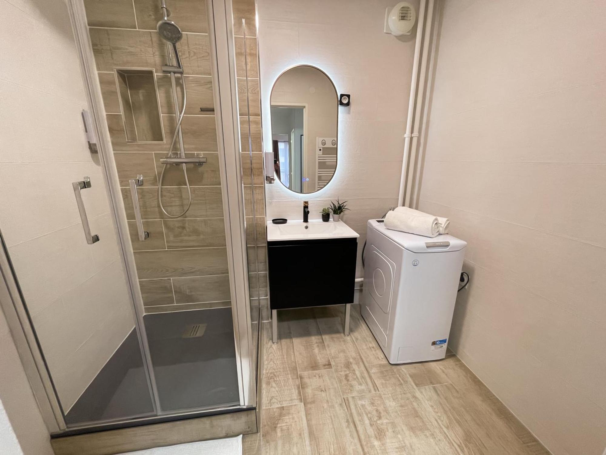 Ferienwohnung Au Coeur Des Arenes - Parking Prive Metz Exterior foto